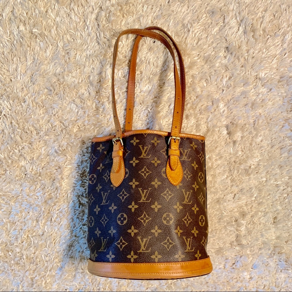 Louis Vuitton Monogram Petite Bucket